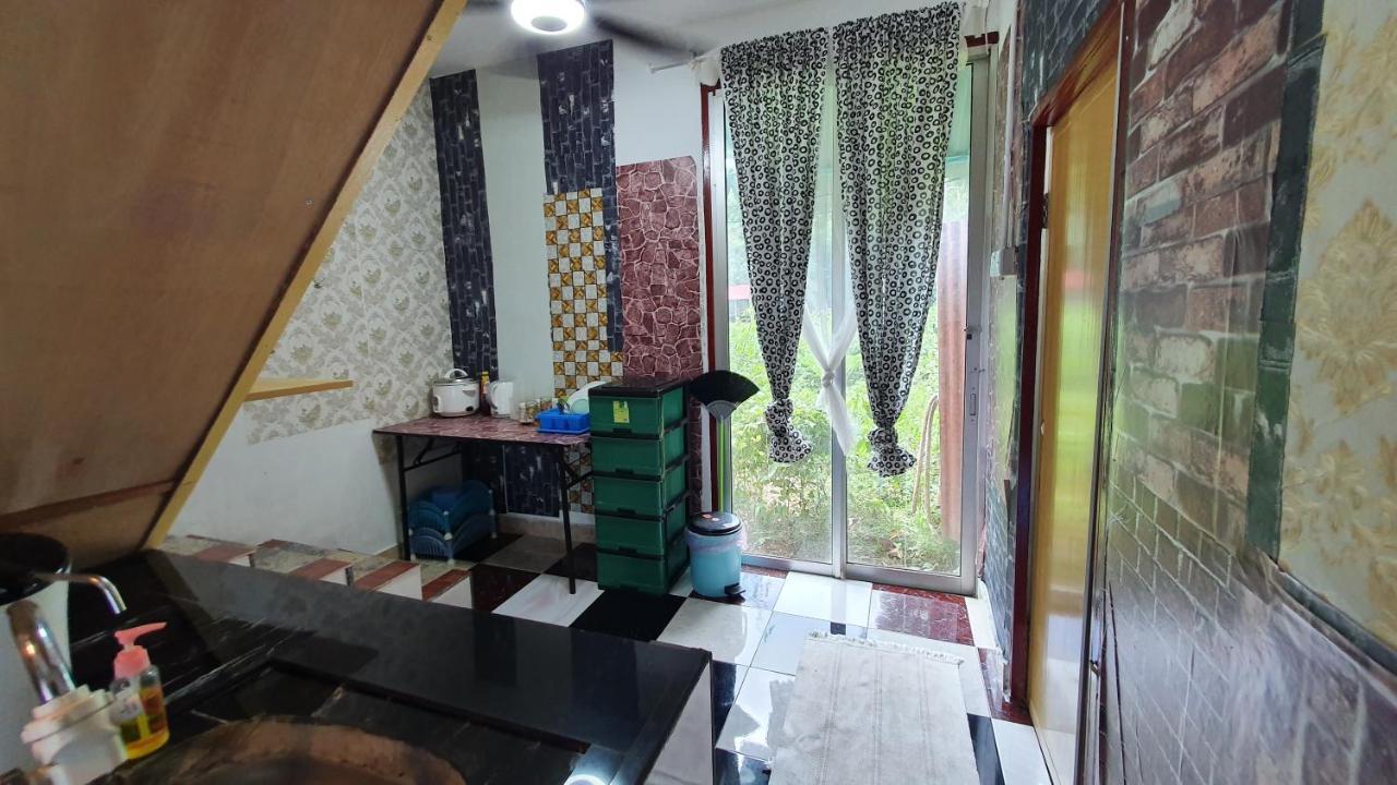 Chalet Kampong Semawar Kuala Kangsar Kültér fotó