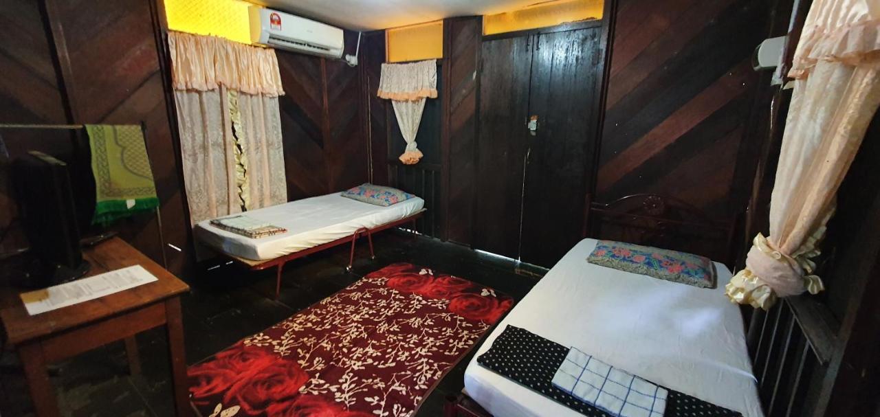 Chalet Kampong Semawar Kuala Kangsar Kültér fotó