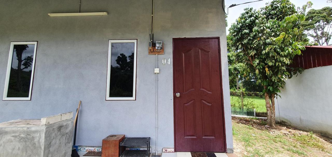Chalet Kampong Semawar Kuala Kangsar Kültér fotó