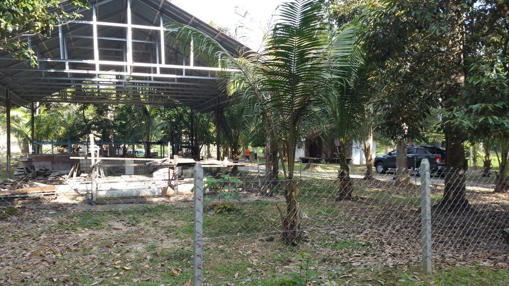 Chalet Kampong Semawar Kuala Kangsar Kültér fotó