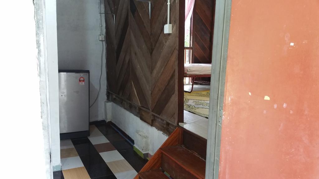 Chalet Kampong Semawar Kuala Kangsar Kültér fotó